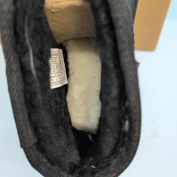 UGG Classic Ultra Mini Platform Boot Women's US 6 Black - Picture 9 of 13